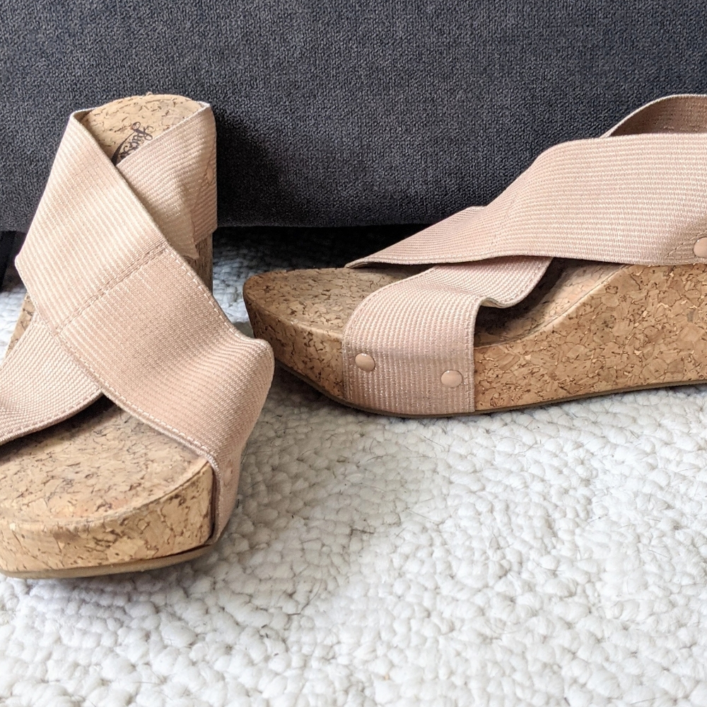 Lucky Brand strappy Wedges nude Sandals cork 8.5